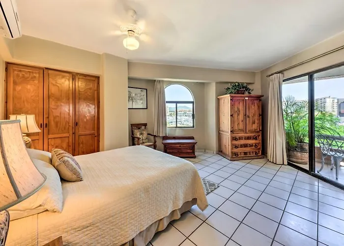 Casa vacanze Chic Getaway < 2 Miles To Beaches! Cabo San Lucas